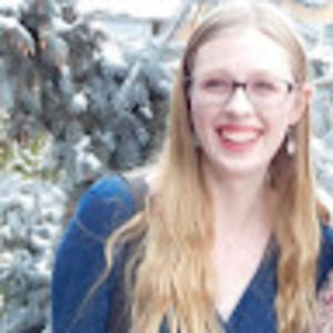 Meet your Posher, Caroline